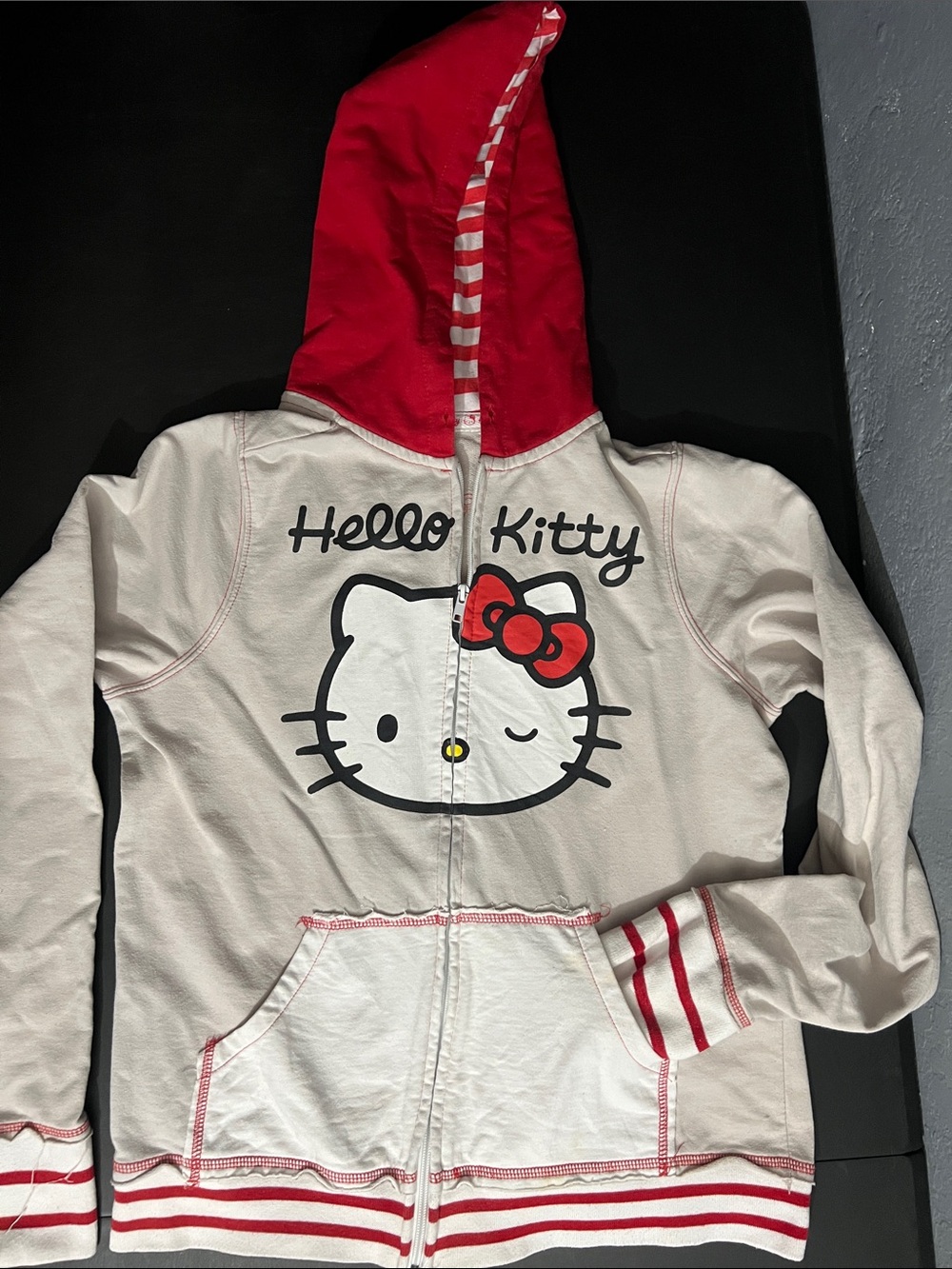 Hello Kitty Cream & Red Hooded Zip-Up Hoodie